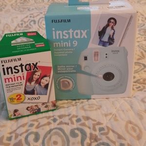 Brand New Fujifilm Instax Mini 9